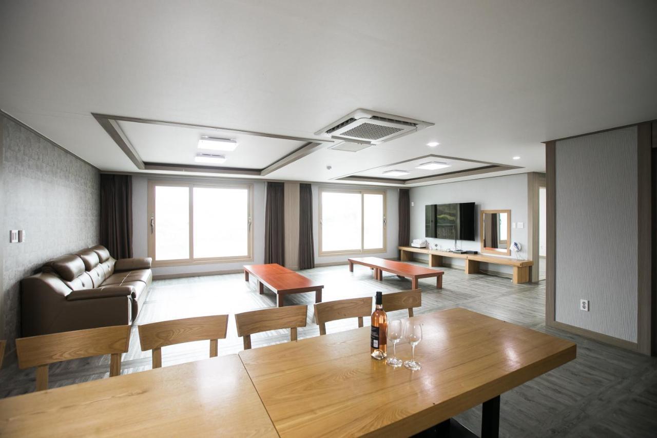 Suandsu Resort Jeju Buitenkant foto