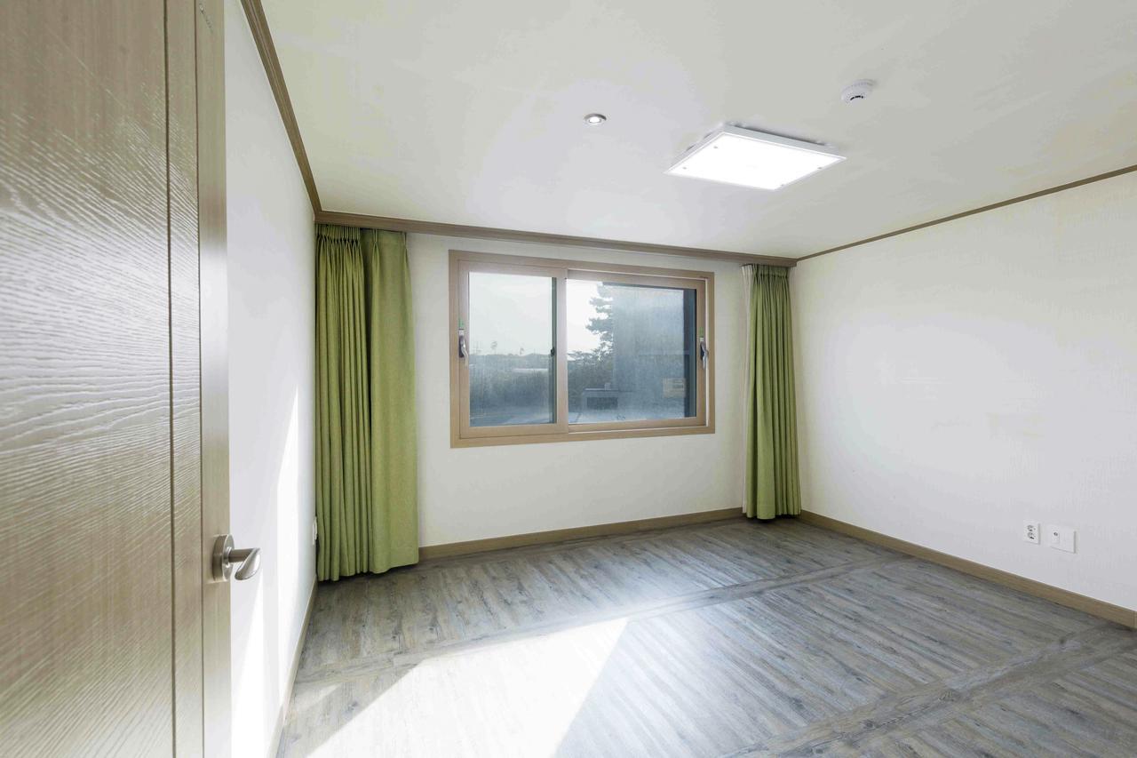 Suandsu Resort Jeju Buitenkant foto
